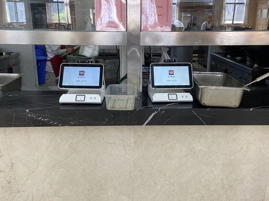 深入學習AI從餐桌上開始丨AI智慧食堂助推高校學生AI理解